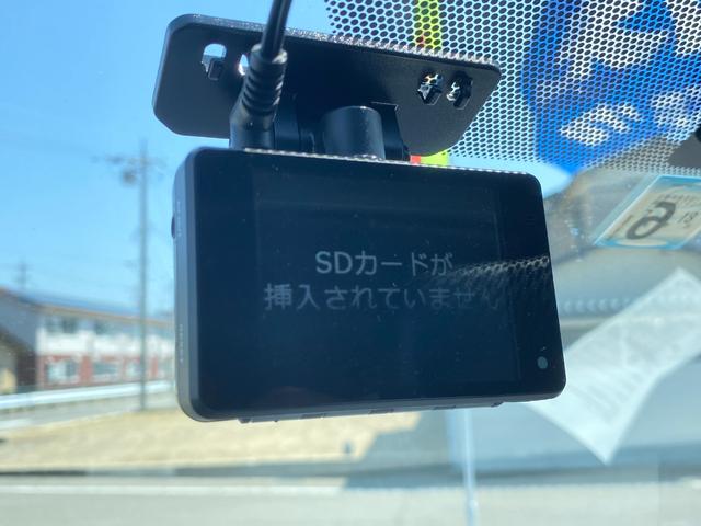 １．８Ｘ【４ＷＤ】【タイミングチェーン】【禁煙車】　【Ｂｌｕｅｔｏｏｔｈオーディオ対応ＳＤナビ】【ドラレコ】キーレス　バックカメラ　ＥＴＣ　ミラーウインカー　オートＡＣ　盗難防止　ヘッドライトレベライザー　１５インチルミ　ＤＶＤ再生　記録簿＆保証書有(5枚目)