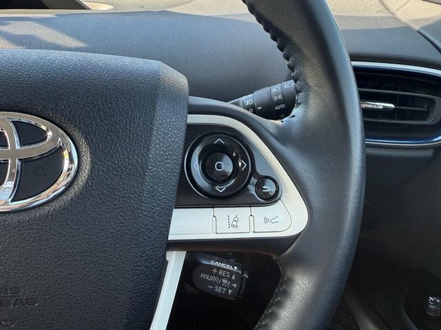 プリウス Sツーリングセレクション【衝突軽減】【禁煙車】【大阪仕入】 【モデリスタ15インチアルミ】【SDナビ/フルセグ/BT接続/バックカメラ】【黒革シート/シートヒーター】【LEDオートライト/オートハイビーム】【クルコン】【ETC】【アイドリングストップ】(36枚目)