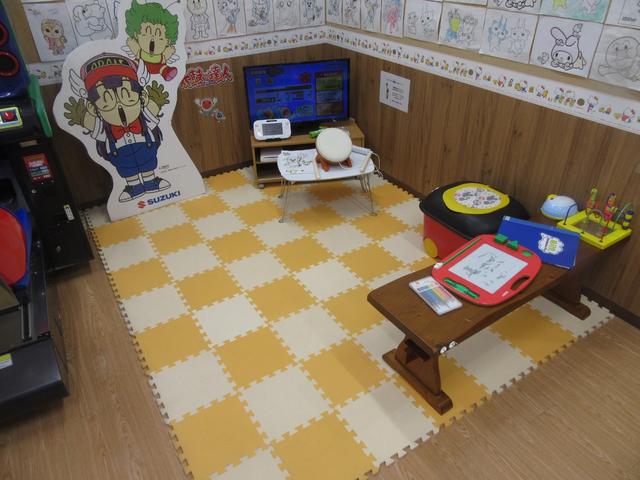 プリウス Sツーリングセレクション【衝突軽減】【禁煙車】【大阪仕入】 【モデリスタ15インチアルミ】【SDナビ/フルセグ/BT接続/バックカメラ】【黒革シート/シートヒーター】【LEDオートライト/オートハイビーム】【クルコン】【ETC】【アイドリングストップ】(76枚目)