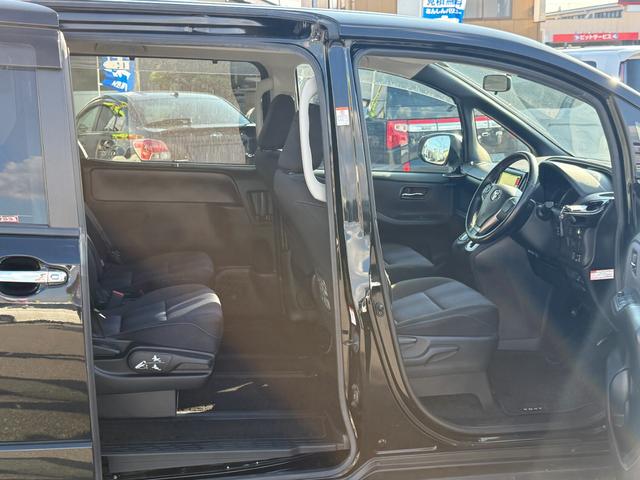 ヴォクシー ZS 煌(17枚目)