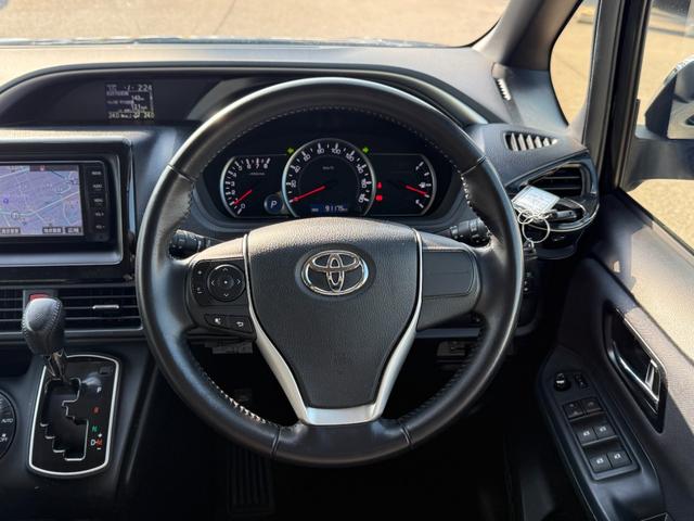 ヴォクシー ZS 煌(34枚目)