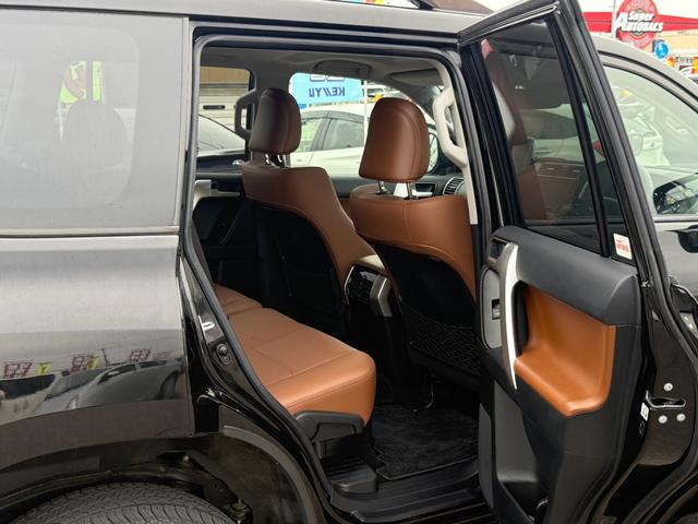 ランドクルーザープラド TX Lパッケージ 70thアニバーサリーリミテッド(13枚目)