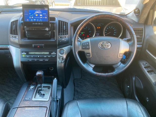 TOYOTA LAND CRUISER ZX 60TH BLACK LEATHER SELECTION | 2011 TOYOTA LAND CRUISER ZX 60TH BLACK LEATHER SELECTION | 2011