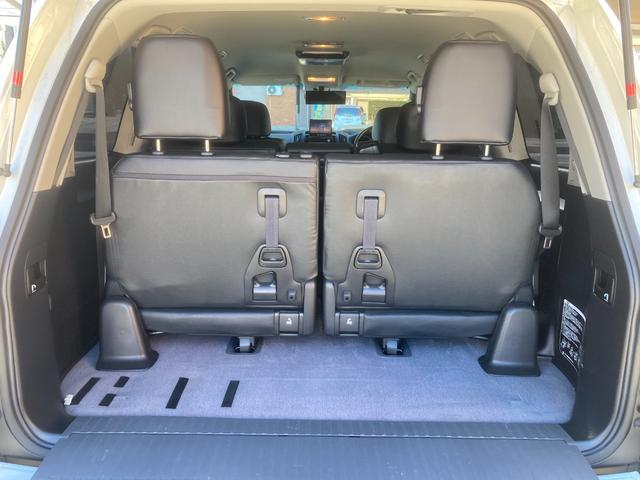 TOYOTA LAND CRUISER ZX 60TH BLACK LEATHER SELECTION | 2011 TOYOTA LAND CRUISER ZX 60TH BLACK LEATHER SELECTION | 2011