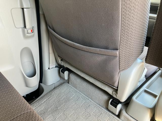 助手席シートバックポケット