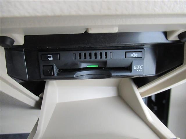 Gレザーパッケージ AUX パワーウィンドウ AC DVD再生機能 LEDヘットライト イモビライザー 地デジ 本革シート レーダークルコン 横滑り防止機能 パワーシート AW メモリ-ナビ CD キーレス エアバッグ(12枚目)