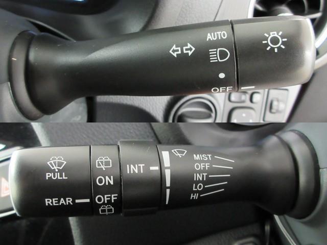 ハイブリッド ジュエラ キーフリー Bカメラ 記録簿 ETC車載器 メモリーナビ 盗難防止装置 DVD再生 ミュージックプレイヤー接続可 助手席エアバッグ 横滑り防止機能 パワーウインドウ ナビ&TV オートエアコン ABS(15枚目)