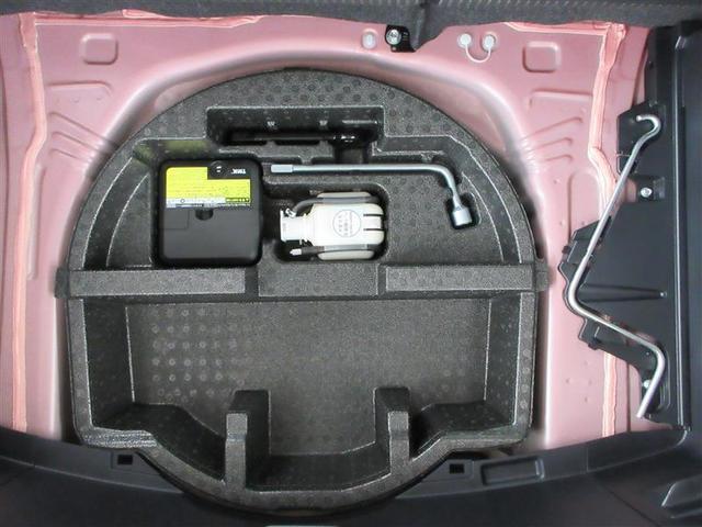 ハイブリッド ジュエラ キーフリー Bカメラ 記録簿 ETC車載器 メモリーナビ 盗難防止装置 DVD再生 ミュージックプレイヤー接続可 助手席エアバッグ 横滑り防止機能 パワーウインドウ ナビ&TV オートエアコン ABS(26枚目)