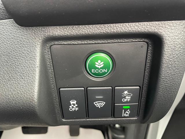 X・ホンダセンシング 4WD ドライブレコーダー ETC バックカメラ オートクルーズコントロール レーンアシスト 衝突被害軽減システム ナビ TV LEDヘッドランプ アルミホイール スマートキー アイドリングストップ(12枚目)