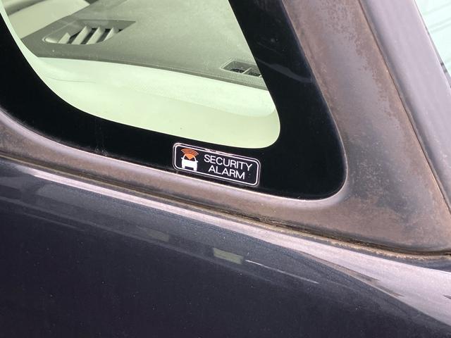 タント L キーレスエントリー アイドリングストップ ナビTV Bluetooth ベンチシート 寒冷地仕様 運転席・助手席エアバック ABS ESC 盗難防止システム 衝突安全ボディ エアコン(8枚目)