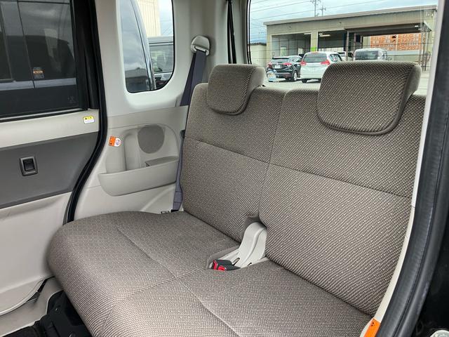 タント L キーレスエントリー アイドリングストップ ナビTV Bluetooth ベンチシート 寒冷地仕様 運転席・助手席エアバック ABS ESC 盗難防止システム 衝突安全ボディ エアコン(25枚目)