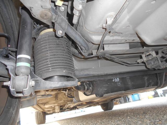 ラクティス Ｘ　ウェルキャブ　車いす仕様車スロープタイプ　タイプＩ　助手席側リアシート付　５人乗り　ＣＤオーディオ　キーレスエントリー　エアサス　電動格納ミラー（29枚目）