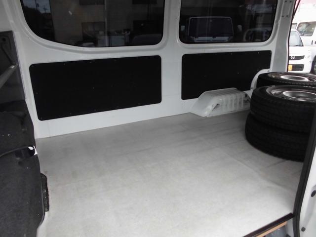 ＮＶ３５０キャラバンバン ロングＤＸターボ　４ＷＤ　エマージェンシーブレーキ（18枚目）