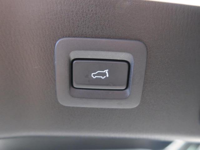 20S プロアクティブ コネクトナビ 禁煙車 衝突軽減 レーダークルーズ バックカメラ Bluetooth フルセグ ETC ドラレコ シートヒーター LEDヘッド パワーシート 純正17インチアルミ パワーバックドア(9枚目)