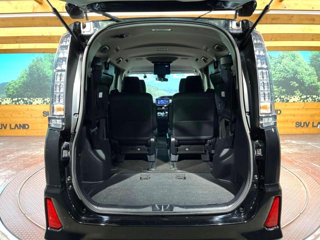 ZS 煌 フリップダウン 両側電動 衝突軽減 禁煙車 SDナビ バックカメラ Bluetooth再生 フルセグTV ETC LEDヘッド スマートキー ドラレコ クリアランスソナー 7人乗 オートハイビ―ム(14枚目)
