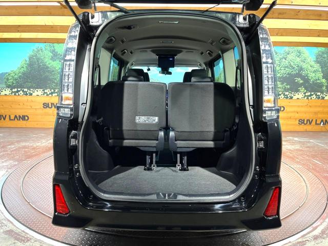ZS 煌 フリップダウン 両側電動 衝突軽減 禁煙車 SDナビ バックカメラ Bluetooth再生 フルセグTV ETC LEDヘッド スマートキー ドラレコ クリアランスソナー 7人乗 オートハイビ―ム(33枚目)