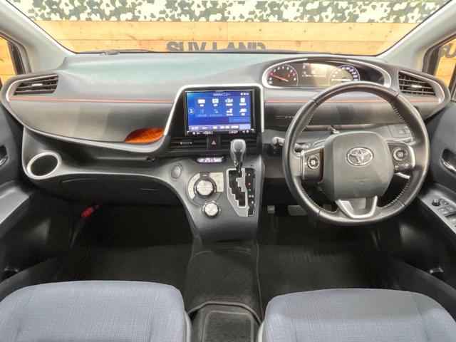 Ｇ　両側電動スライドドア　衝突軽減　禁煙車　ＳＤナビ　バックカメラ　Ｂｌｕｅｔｏｏｔｈ再生　フルセグ　ＥＴＣ　スマートキー　クリアランスソナー　オートエアコン　革巻きステアリング　ステアリングスイッチ(2枚目)