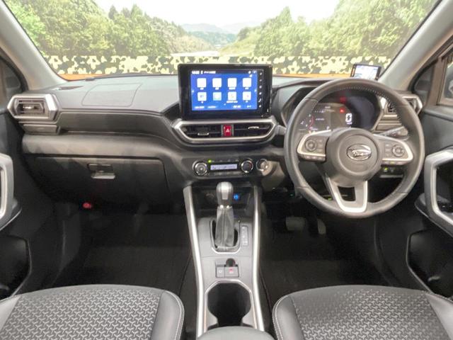 プレミアムＧ　４ＷＤ　純正ＳＤナビ　全周囲カメラ　フルセグ　ＤＶＤ再生　Ｂｌｕｅｔｏｏｔｈ　ＥＴＣ　ドライブレコーダー　レーダークルーズコントロール　シートヒーター　ＵＳＢ入力端子　純正１７インチホイール(2枚目)