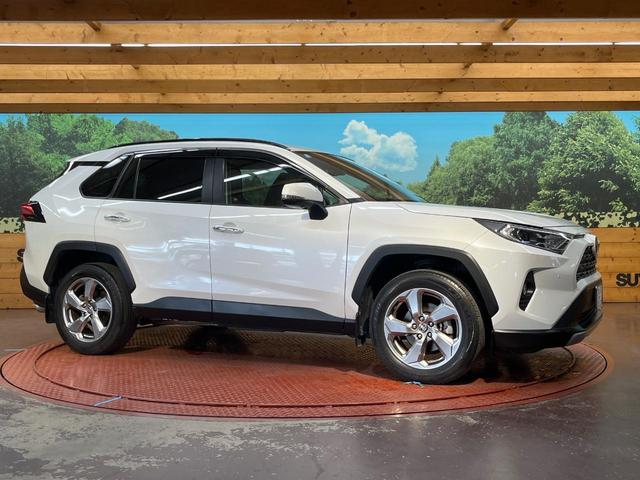 ＲＡＶ４ ハイブリッドＧ　４ＷＤ　９型純正ナビ付ディスプレイオーディオ　全周囲カメラ　プリクラッシュセーフティ　レーダークルーズ　禁煙車　パワーバックドア　合皮シート　前席シートヒーター　運転席パワーシート　前後ドラレコ（16枚目）