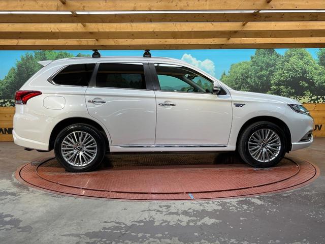 アウトランダーＰＨＥＶ Ｇ　４ＷＤ　ナビ　全周囲カメラ　Ｅアシスト　１００Ｖ電源　レーダークルーズ　禁煙車　電動リアゲート　ハーフレザーシート　パワーシート　シートヒーター　ドラレコ　コーナーセンサー　ＬＥＤヘッド　ＥＴＣ（27枚目）