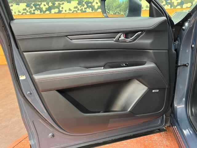 CX-5 XD スポーツアピアランス 4WD サンルーフ BOSE 10.25型マツダコネクト スマートブレーキサポート レーダークルーズ 全周囲カメラ フルセグ 黒革シート 全席シートヒーター ETC ワイヤレス充電 LEDヘッド(67枚目)