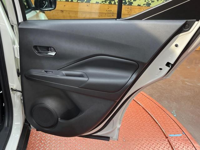 キックス X 純正SDナビ 全周囲カメラ セーフティアシスト プロパイロット 禁煙車 ハーフレザーシート シートヒーター デジタルルームミラー ドラレコ コーナーセンサー スマートキー LEDヘッド ルーフレール(42枚目)