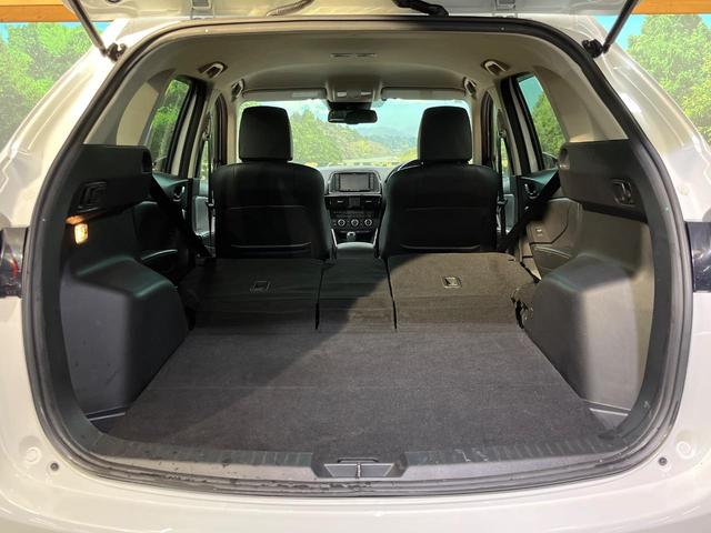 CX-5 XD Lパッケージ 4WD 純正ナビ サイド・バックカメラ 本革シート 衝突軽減ブレーキ 禁煙車 前席シートヒーター 運転席パワーシート スマートキー HIDヘッド ETC オートライト 純正19インチアルミ(10枚目)