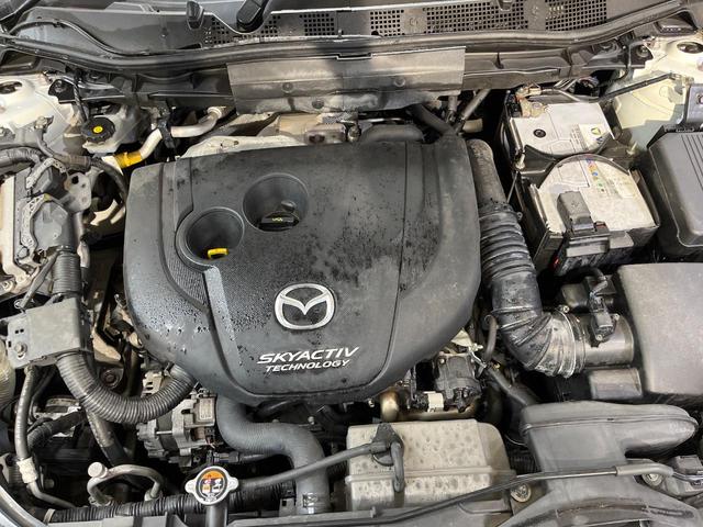 CX-5 XD Lパッケージ 4WD 純正ナビ サイド・バックカメラ 本革シート 衝突軽減ブレーキ 禁煙車 前席シートヒーター 運転席パワーシート スマートキー HIDヘッド ETC オートライト 純正19インチアルミ(18枚目)