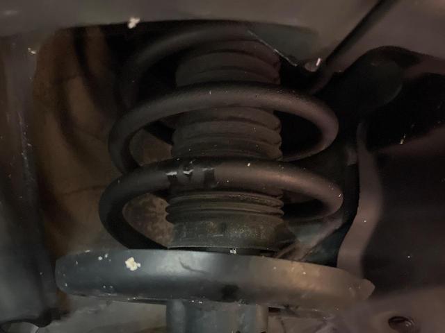 CX-5 XD Lパッケージ 4WD 純正ナビ サイド・バックカメラ 本革シート 衝突軽減ブレーキ 禁煙車 前席シートヒーター 運転席パワーシート スマートキー HIDヘッド ETC オートライト 純正19インチアルミ(20枚目)