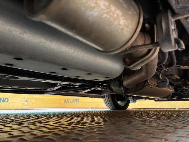 ステップワゴンスパーダ Ｚ　クールスピリット　４ＷＤ　両側電動スライド　９型純正ナビ　バックカメラ　禁煙車　ハーフレザーシート　スマートキー　ＨＩＤヘッド　ＥＴＣ　クルコン　オートライト　オートエアコン　１６インチＡＷ　Ｂｌｕｅｔｏｏｔｈ再生（22枚目）