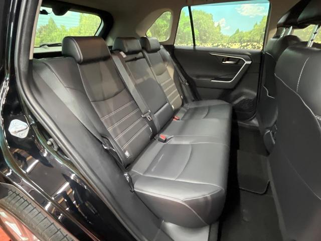 RAV4 G Zパッケージ 4WD 全周囲カメラ セーフティセンス レーダークルーズ 禁煙車 電動リアゲート 前席シートヒーター パワーシート ドラレコ コーナーセンサー スマートキー LEDヘッド ETC オートハイビーム(9枚目)