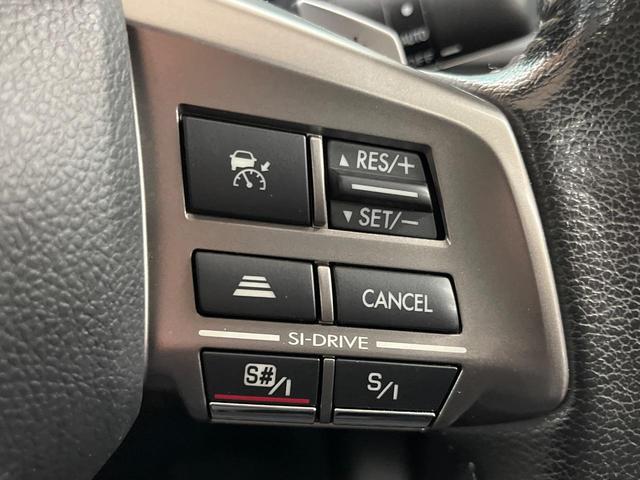 フォレスター ２．０ＸＴ　アイサイト　４ＷＤ　バックカメラ　アイサイト　レーダークルーズ　禁煙車　ハーフレザーシート　シートヒーター　パワーシート　コーナーセンサー　スマートキー　ＨＩＤヘッド　ルーフレール　ディスプレイオーディオ（5枚目）