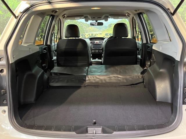 フォレスター ２．０ＸＴ　アイサイト　４ＷＤ　バックカメラ　アイサイト　レーダークルーズ　禁煙車　ハーフレザーシート　シートヒーター　パワーシート　コーナーセンサー　スマートキー　ＨＩＤヘッド　ルーフレール　ディスプレイオーディオ（10枚目）