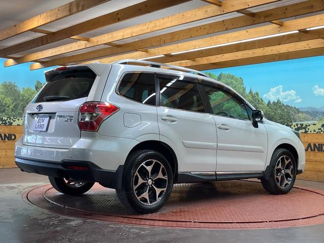 フォレスター ２．０ＸＴ　アイサイト　４ＷＤ　バックカメラ　アイサイト　レーダークルーズ　禁煙車　ハーフレザーシート　シートヒーター　パワーシート　コーナーセンサー　スマートキー　ＨＩＤヘッド　ルーフレール　ディスプレイオーディオ（17枚目）