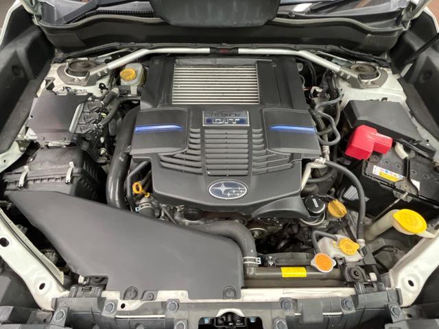 フォレスター ２．０ＸＴ　アイサイト　４ＷＤ　バックカメラ　アイサイト　レーダークルーズ　禁煙車　ハーフレザーシート　シートヒーター　パワーシート　コーナーセンサー　スマートキー　ＨＩＤヘッド　ルーフレール　ディスプレイオーディオ（18枚目）