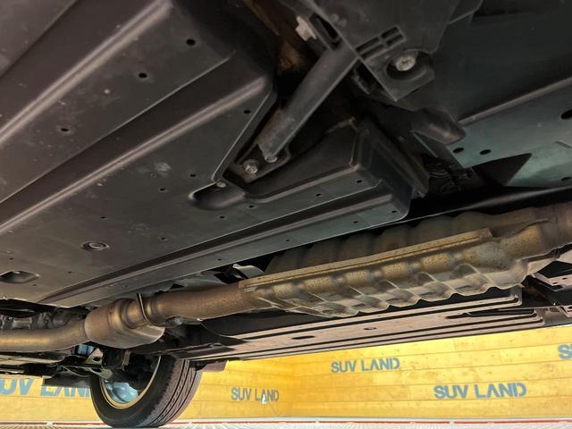 フォレスター ２．０ＸＴ　アイサイト　４ＷＤ　バックカメラ　アイサイト　レーダークルーズ　禁煙車　ハーフレザーシート　シートヒーター　パワーシート　コーナーセンサー　スマートキー　ＨＩＤヘッド　ルーフレール　ディスプレイオーディオ（22枚目）