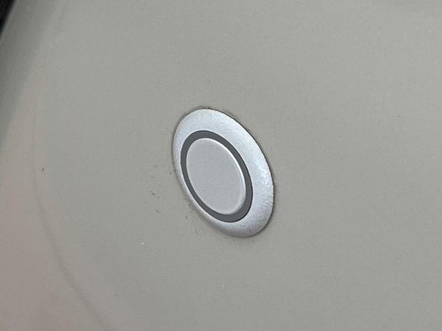 フォレスター ２．０ＸＴ　アイサイト　４ＷＤ　バックカメラ　アイサイト　レーダークルーズ　禁煙車　ハーフレザーシート　シートヒーター　パワーシート　コーナーセンサー　スマートキー　ＨＩＤヘッド　ルーフレール　ディスプレイオーディオ（32枚目）