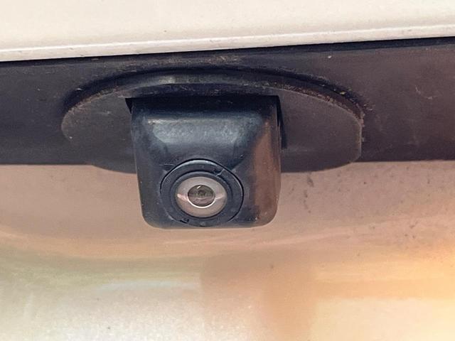 フォレスター ２．０ＸＴ　アイサイト　４ＷＤ　バックカメラ　アイサイト　レーダークルーズ　禁煙車　ハーフレザーシート　シートヒーター　パワーシート　コーナーセンサー　スマートキー　ＨＩＤヘッド　ルーフレール　ディスプレイオーディオ（33枚目）