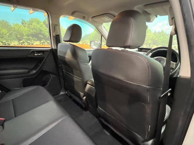 フォレスター ２．０ＸＴ　アイサイト　４ＷＤ　バックカメラ　アイサイト　レーダークルーズ　禁煙車　ハーフレザーシート　シートヒーター　パワーシート　コーナーセンサー　スマートキー　ＨＩＤヘッド　ルーフレール　ディスプレイオーディオ（55枚目）