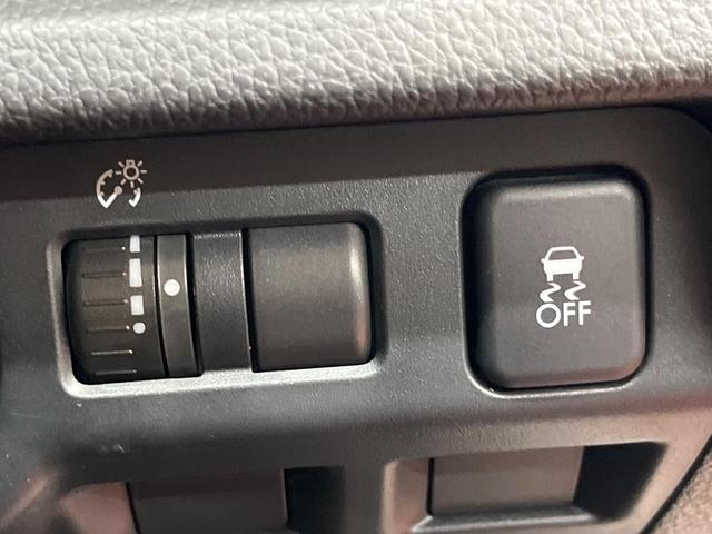 フォレスター ２．０ＸＴ　アイサイト　４ＷＤ　バックカメラ　アイサイト　レーダークルーズ　禁煙車　ハーフレザーシート　シートヒーター　パワーシート　コーナーセンサー　スマートキー　ＨＩＤヘッド　ルーフレール　ディスプレイオーディオ（69枚目）