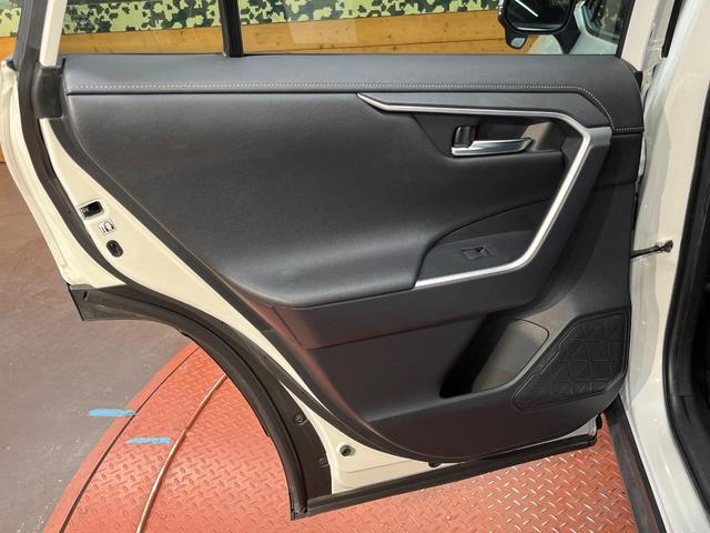 RAV4 ハイブリッドG 4WD 純正ナビ バックカメラ セーフティセンス 100V電源 レーダークルーズ 電動リアゲート 前席シートヒーター パワーシート 前後ドラレコ コーナーセンサー スマートキー LEDヘッド ETC(57枚目)