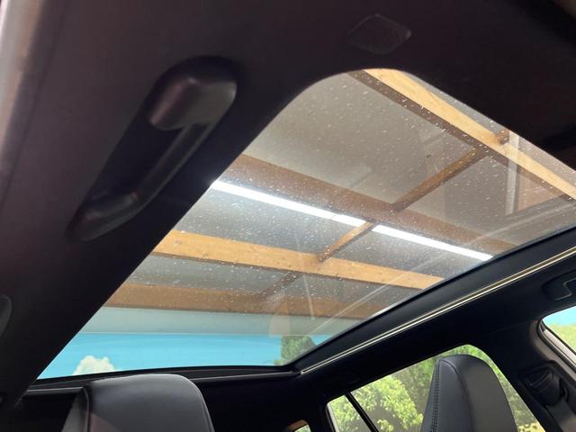 カローラクロス ハイブリッド Z 4WD パノラマルーフ 純正9型ナビ 全周囲カメラ 寒冷地仕様 AC100V電源 トヨタセーフティセンス レーダークルーズ 禁煙車 パワーバックドア ハーフレザーシート 運転席パワーシート ETC(3枚目)