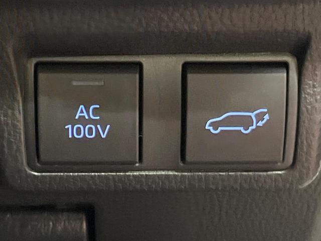 カローラクロス ハイブリッド Z 4WD パノラマルーフ 純正9型ナビ 全周囲カメラ 寒冷地仕様 AC100V電源 トヨタセーフティセンス レーダークルーズ 禁煙車 パワーバックドア ハーフレザーシート 運転席パワーシート ETC(7枚目)