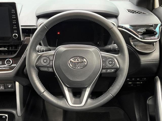 カローラクロス ハイブリッド Z 4WD パノラマルーフ 純正9型ナビ 全周囲カメラ 寒冷地仕様 AC100V電源 トヨタセーフティセンス レーダークルーズ 禁煙車 パワーバックドア ハーフレザーシート 運転席パワーシート ETC(11枚目)