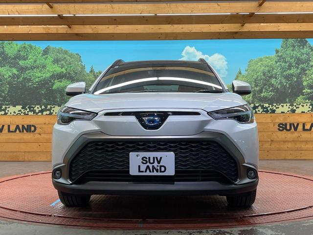 カローラクロス ハイブリッド Z 4WD パノラマルーフ 純正9型ナビ 全周囲カメラ 寒冷地仕様 AC100V電源 トヨタセーフティセンス レーダークルーズ 禁煙車 パワーバックドア ハーフレザーシート 運転席パワーシート ETC(14枚目)