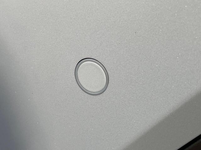 カローラクロス ハイブリッド Z 4WD パノラマルーフ 純正9型ナビ 全周囲カメラ 寒冷地仕様 AC100V電源 トヨタセーフティセンス レーダークルーズ 禁煙車 パワーバックドア ハーフレザーシート 運転席パワーシート ETC(53枚目)