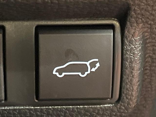 カローラクロス ハイブリッド Z パノラマルーフ 純正10.5型ナビ付ディスプレイオーディオ 全周囲カメラ レーダークルーズ 電動リアゲート ハーフレザーシート パワーシート ドラレコ コーナーセンサー スマートキー LEDヘッド(43枚目)