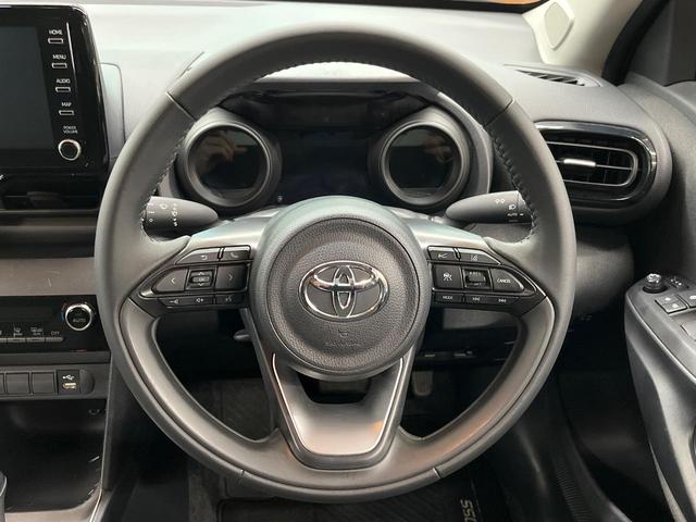 ヤリスクロス G 純正8型ナビ バックカメラ BSM レーダークルーズ セーフティセンス ドラレコ コーナーセンサー スマートキー LEDヘッド ビルトインETC オートハイビーム オートライト オートエアコン(11枚目)