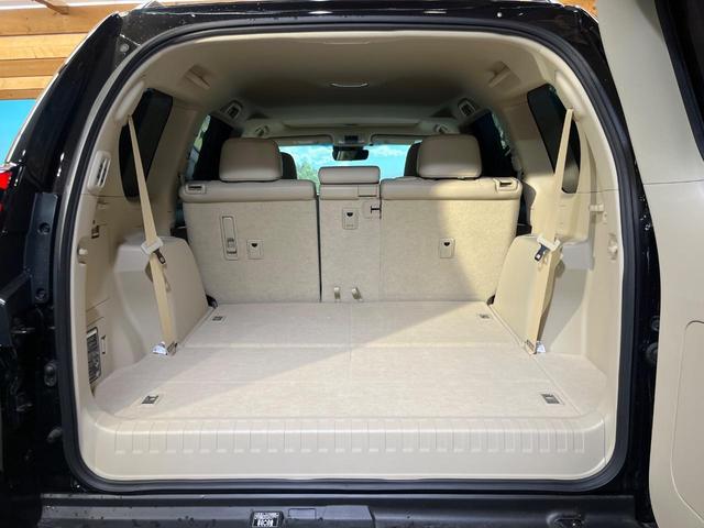 ランドクルーザープラド TX Lパッケージ 4WD 7人乗り サンルーフ 9型BIGX バックカメラ ベージュ革シート ルーフレール 純正19インチアルミ ETC 禁煙車 LEDヘッド オートライト クリアランスソナー レーダークルーズ(11枚目)