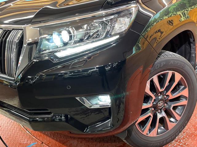 ランドクルーザープラド TX Lパッケージ 4WD 7人乗り サンルーフ 9型BIGX バックカメラ ベージュ革シート ルーフレール 純正19インチアルミ ETC 禁煙車 LEDヘッド オートライト クリアランスソナー レーダークルーズ(13枚目)